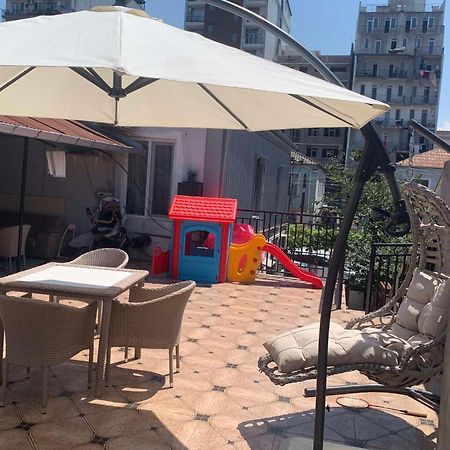 Tinas Sweet Home Batumi Exterior photo